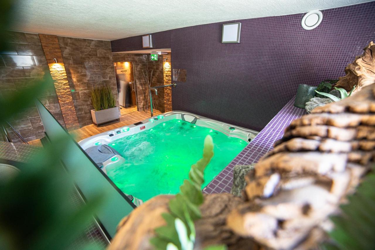 Wellness Penzion Ferrata มาร์ติน ภายนอก รูปภาพ