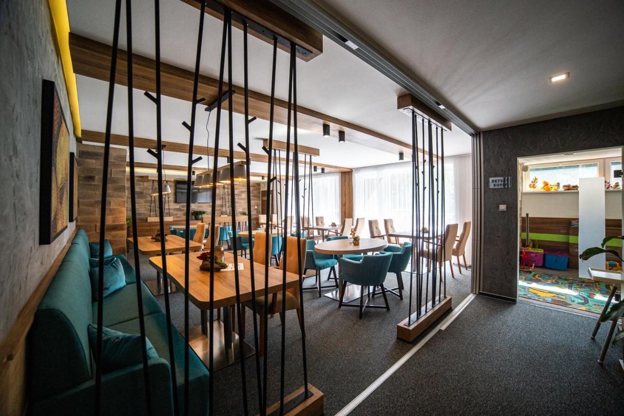 Wellness Penzion Ferrata มาร์ติน ภายนอก รูปภาพ