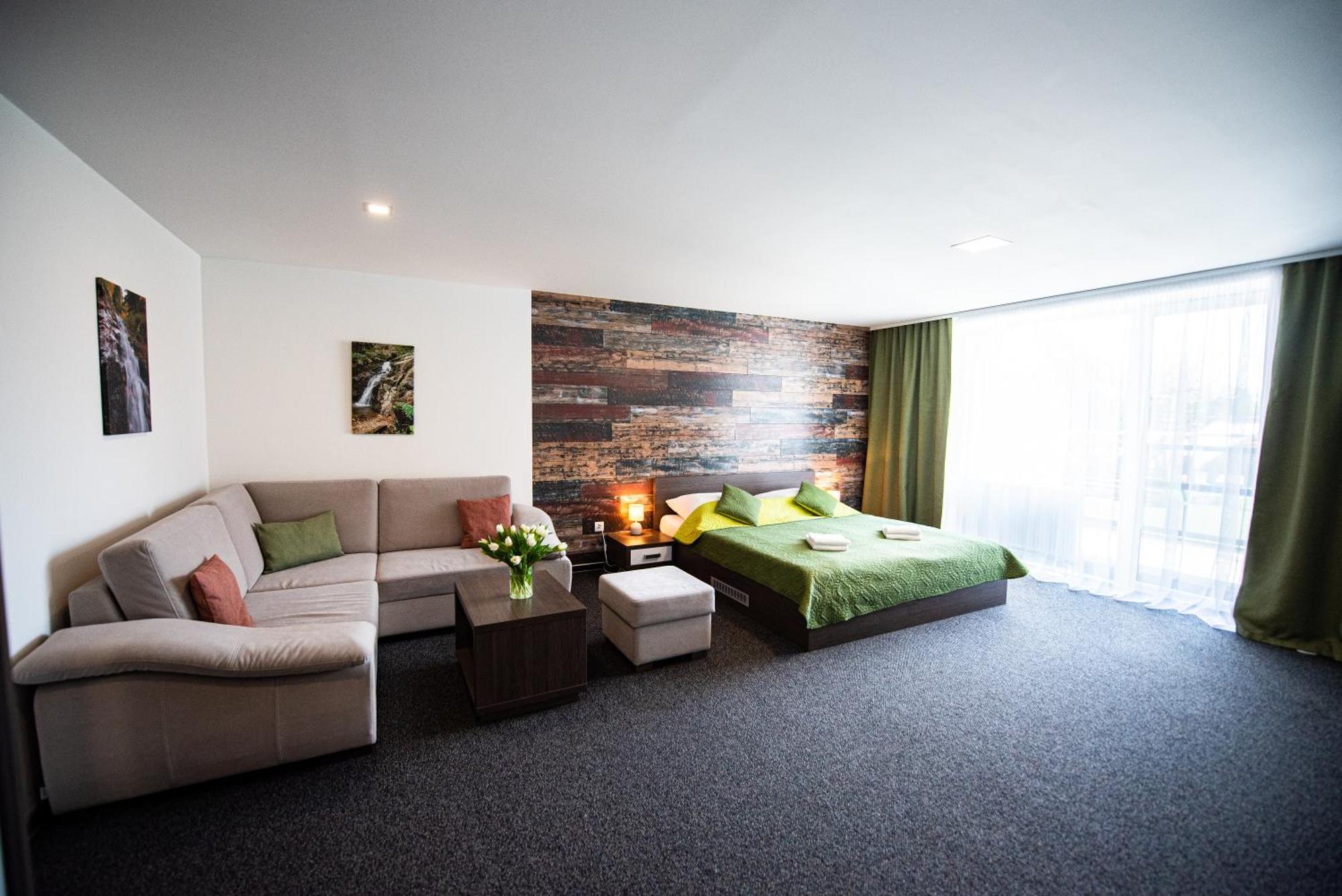 Wellness Penzion Ferrata มาร์ติน ห้อง รูปภาพ